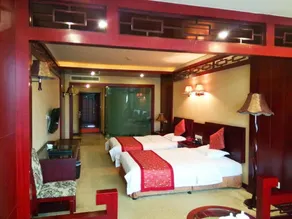 Golden Shore Hotel - Image 3