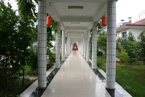 Yulong Hotel - Image 2