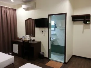 Hotel 22 Gurney - Image 4