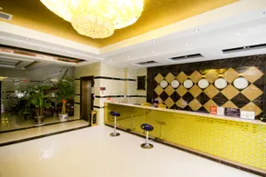 Lily Business Hotel Huashan - Image 2