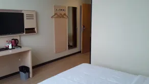 7 Days Premium (Ziyang Anyue Ningdu Avenue) - Image 1