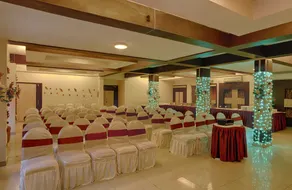 Hotel Arif Castles - Image 4