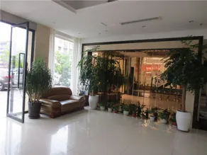 Longyuan Business Hotel - Image 5