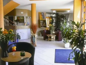 Brit Hotel Toulon-La Valette du Var - Image 3