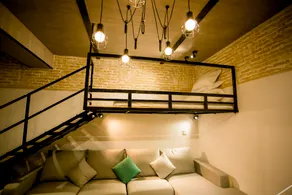 Wax Home City Homestay - Image 5
