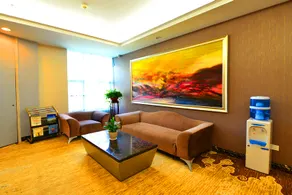 Bowen Holiday Hotel - Image 2