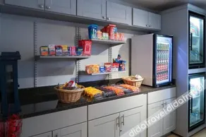 Tysons Corner Suites, A Baymont by Wyndham - Image 2