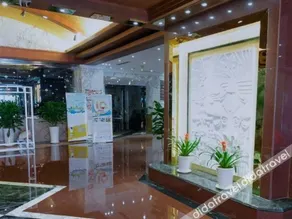 Ji Hotel Liuzhou Diwang Xintiandi Yuejin Road - Image 4