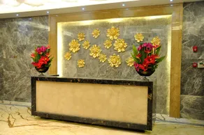 Pingliang Rongting Hotel - Image 5
