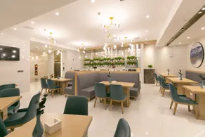Anlan Select Hotel - Image 4