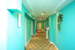 Weimei Hotel (Chongqing Dashiba Xinxin Park) - Image 3