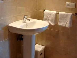 Hostal Mar y Huerta - Image 2
