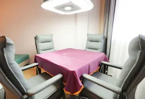 IU Hotel (Zhuzhou Hongqi Square District Government) - Image 2
