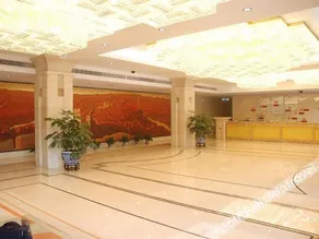 Lu Hong Hotel - Image 4