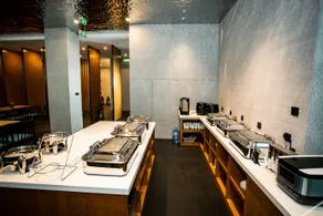 Green In Hotel - Image 5
