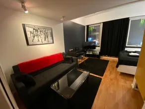 Rock Hotel - Image 3