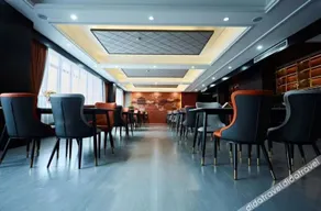 Kim Kardashian Hotel - Image 4