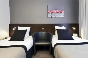 Hotel Kyriad Marseille Centre Paradis Prefecture - Image 4