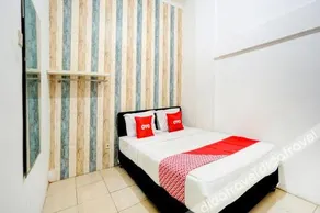 OYO Flagship 90502 Holistay Malang New - Image 4