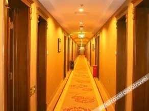 Super 8 Hotel (Beijing Fengbo Metro Station) - Image 2
