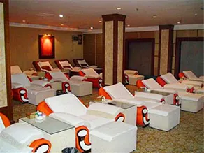 Qixing Lake Leisure Hotel - Image 3