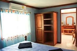 Lam Sai Village Hotel - Image 2