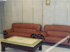 Zhonglian Hotel - Image 4