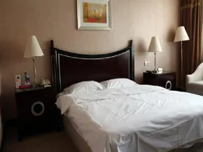 Marco Polo Commercial Hotel - Image 4