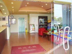 Home Inn (High-tech Development Zone) - Image 3