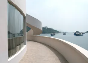 June Sea Hotel - Image 4