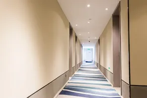 Home Inn Selected Hotel (Changyi Jiaotong Street Zhongbai Building Branch) - Image 4