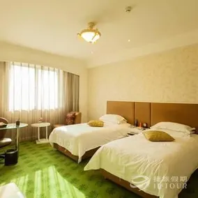 Zhongyu Century Grand Hotel - Image 2