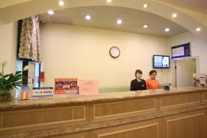 Home Inn Chongqing Jiefangbei Hongyadong - Image 4
