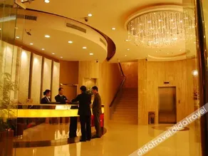 Veee Hotel - Image 5