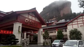 Dragon Tiger Villa - Image 5