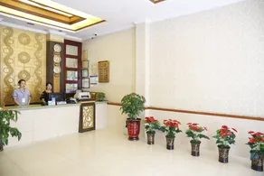 Dingsheng Business Hotel - Image 4