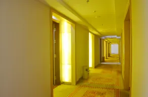 Yi Long Hotel - Image 2