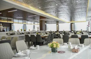 FLOWER HOTEL - Image 2
