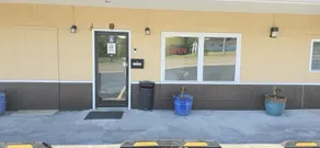 Sunrise Inn - Image 3