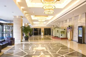 ZHENHE HOTEL - Image 4
