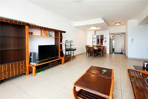 Haiyue Bay Seaview Holiday Apartment - Image 4