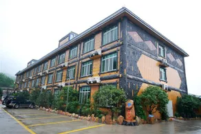 Xinfeng Jiangyuan Hot Spring Resort - Image 1