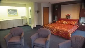 Rodeway Inn - Image 5
