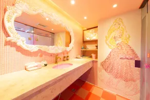 Yiya Sunshine Hotel - Image 4