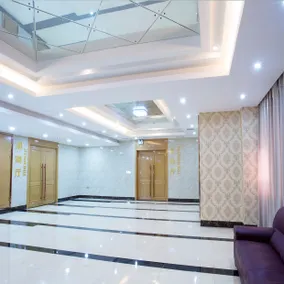 Jiangshan International Hotel - Image 2