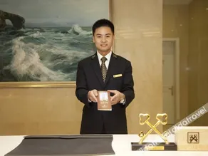 Long Wish Hotel International - Image 2