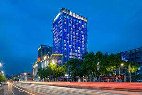New Century Manju Hotel (Hangzhou Xindeng Fuchungang) - Image 4