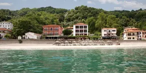 Kenta Beach Hotel - Image 3