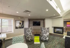 Worthington Suites - Image 4