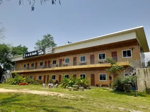 Jayzada Fang Resort - Image 3